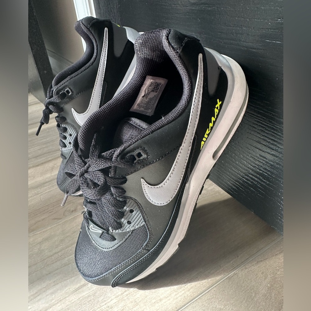 Nike Air Max; Grade School Size 5 or 6.5 women; Worn One Time